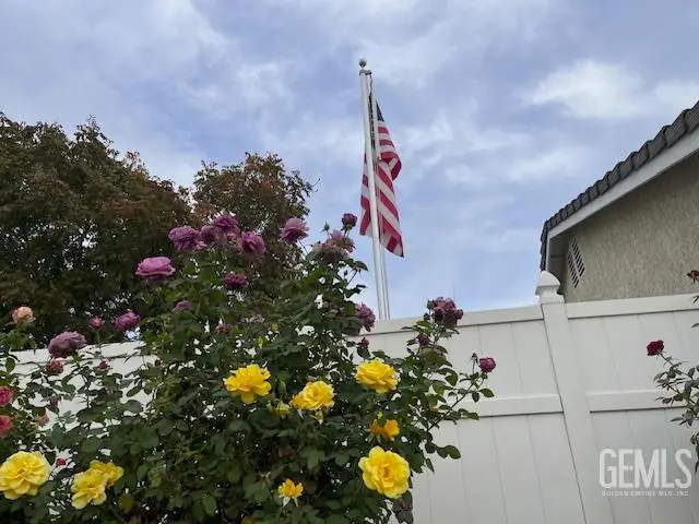 5702 CALIFORNIA SPRING DRIVE, Bakersfield, CA 93313 - Image #3