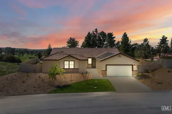 5804 LEVANTO STREET, Bakersfield, CA 93306