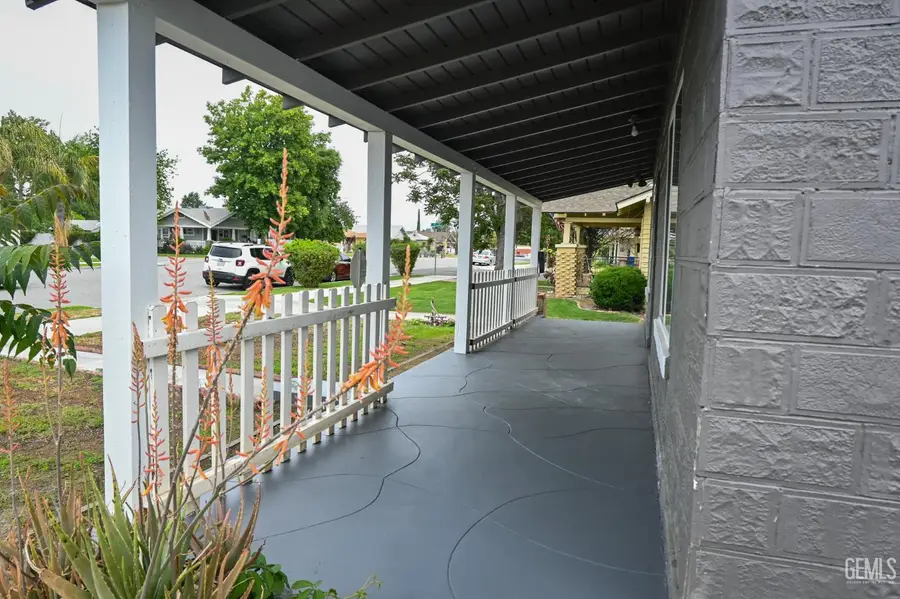 1903 3RD STREET, Bakersfield, CA 93304 - Image #2