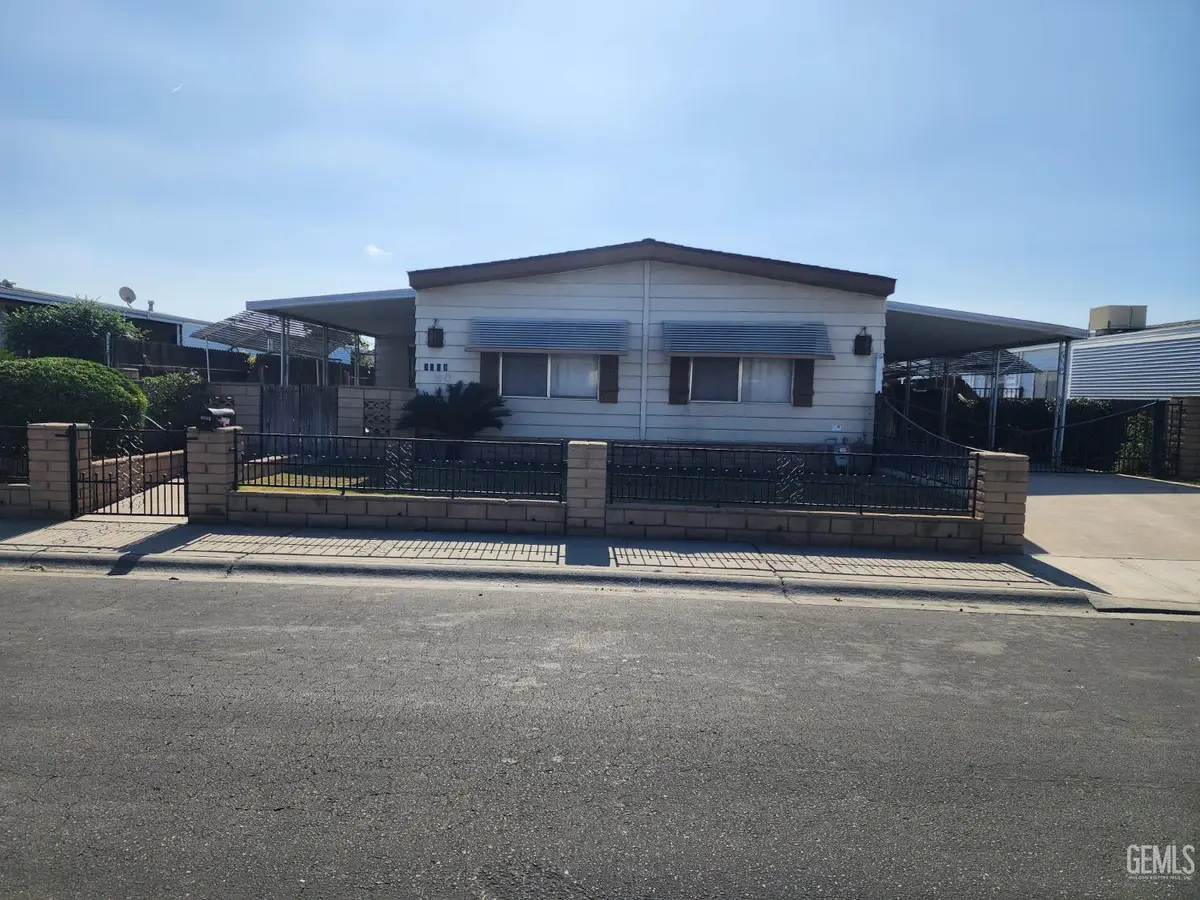 3509 PRESTIGE LANE #57, Bakersfield, CA 93313 - Image #1