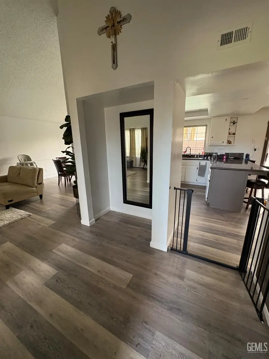 3405 CEDAR CANYON STREET, Bakersfield, CA 93306 - Image #3
