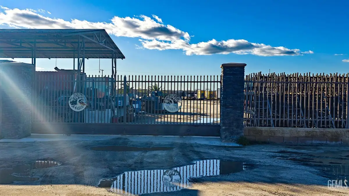 11675 AVE 24, Delano, CA 93215 - Image #1