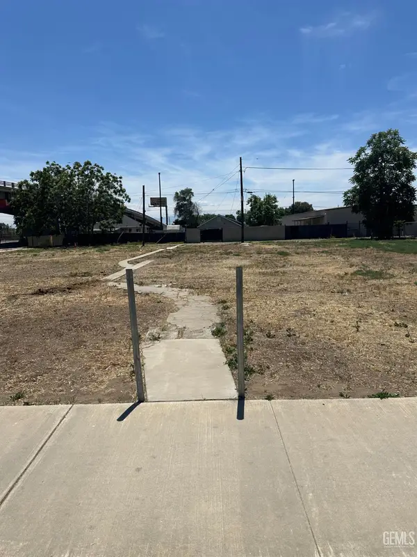 821 E KENTUCKY STREET #823, Bakersfield, CA 93305