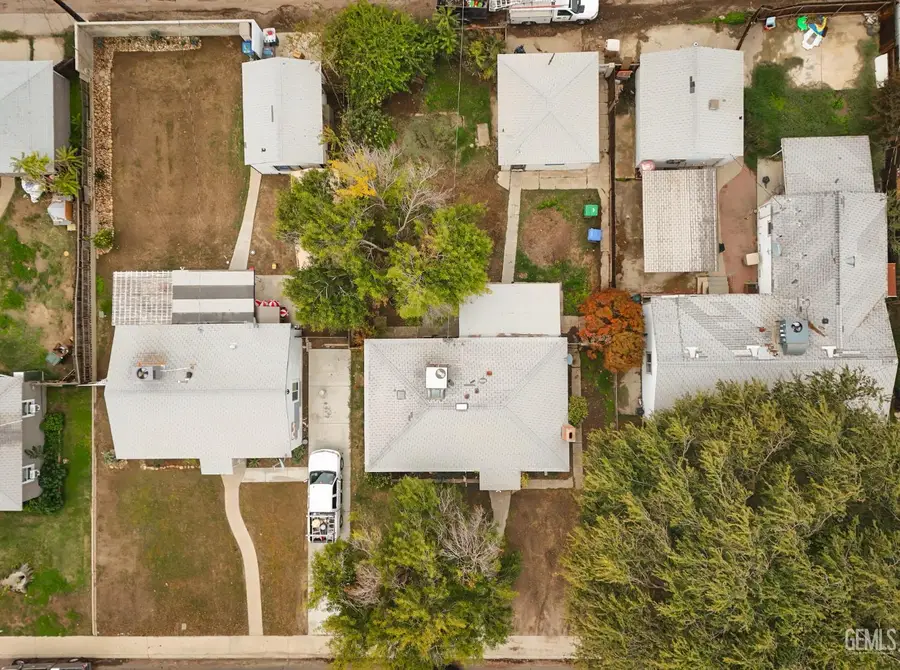 121 STINE ROAD, Bakersfield, CA 93309 - Image #2