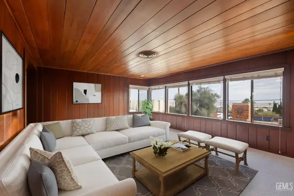 526 WASHINGTON AVENUE, Taft, CA 93268