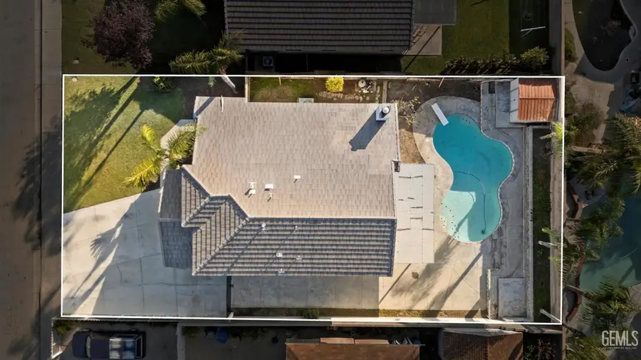 6803 TRADEWINDS DRIVE, Bakersfield, CA 93313 - Image #3