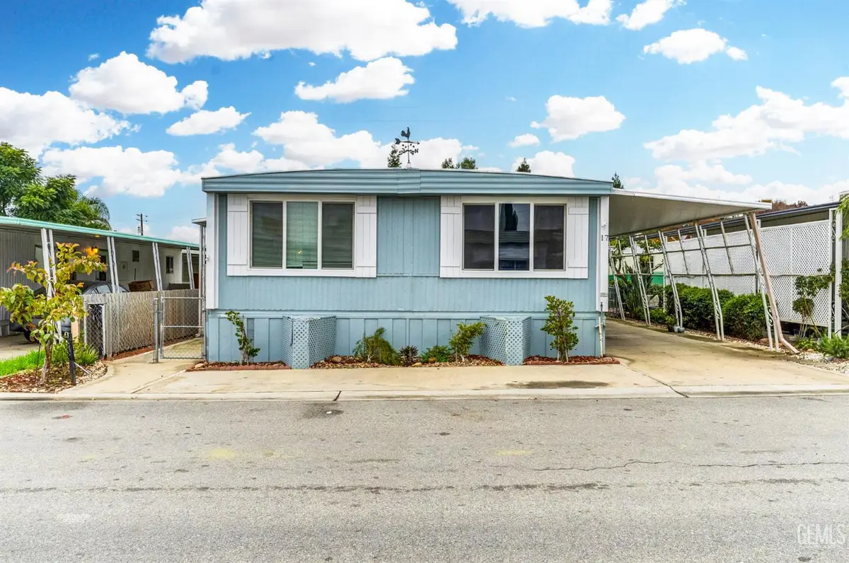 900 JAMES ROAD #17, Bakersfield, CA 93308 - Image #1