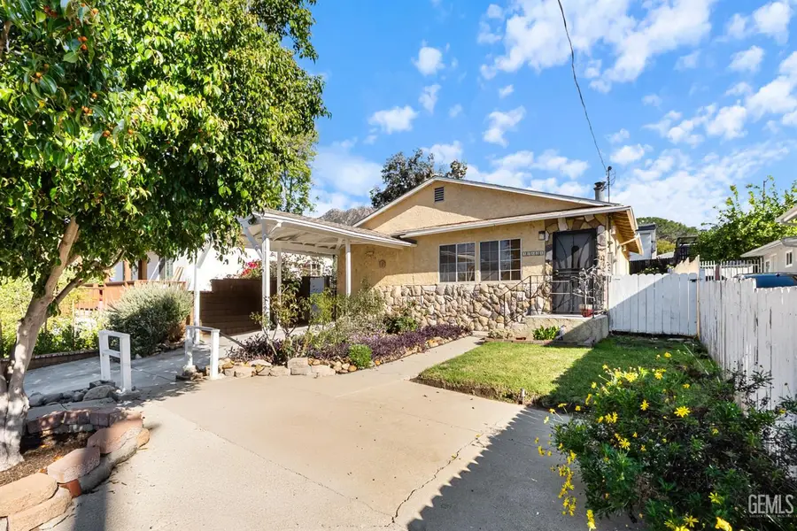 10626 MOUNTAIR AVENUE, Tujunga, CA 91042 - Image #3