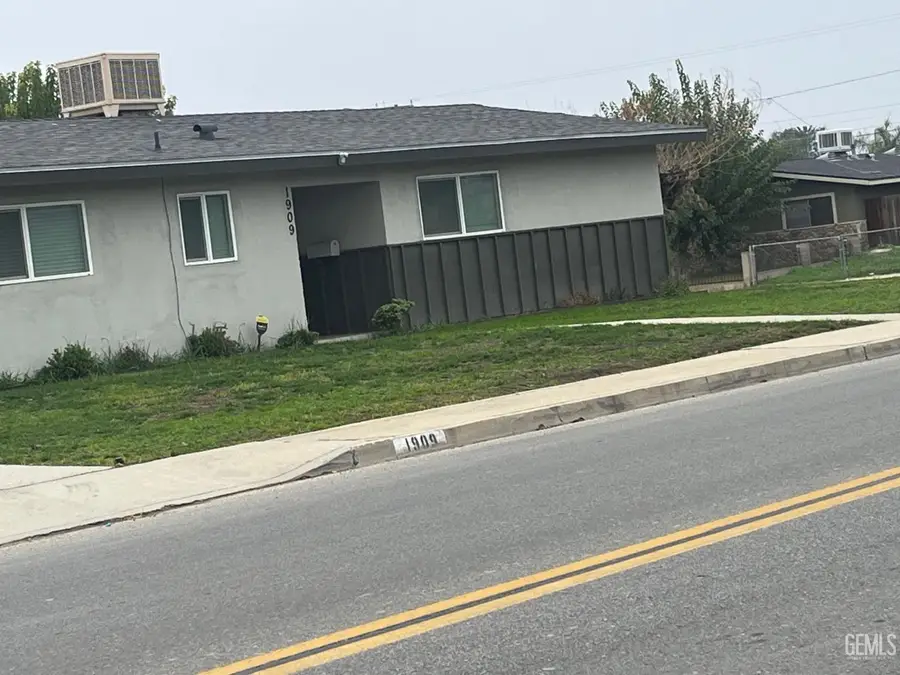 1909 ALBANY STREET, Delano, CA 93215 - Image #2