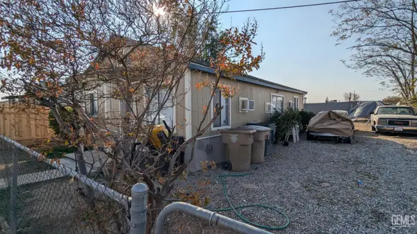 408 POWELL LANE, Bakersfield, CA 93307