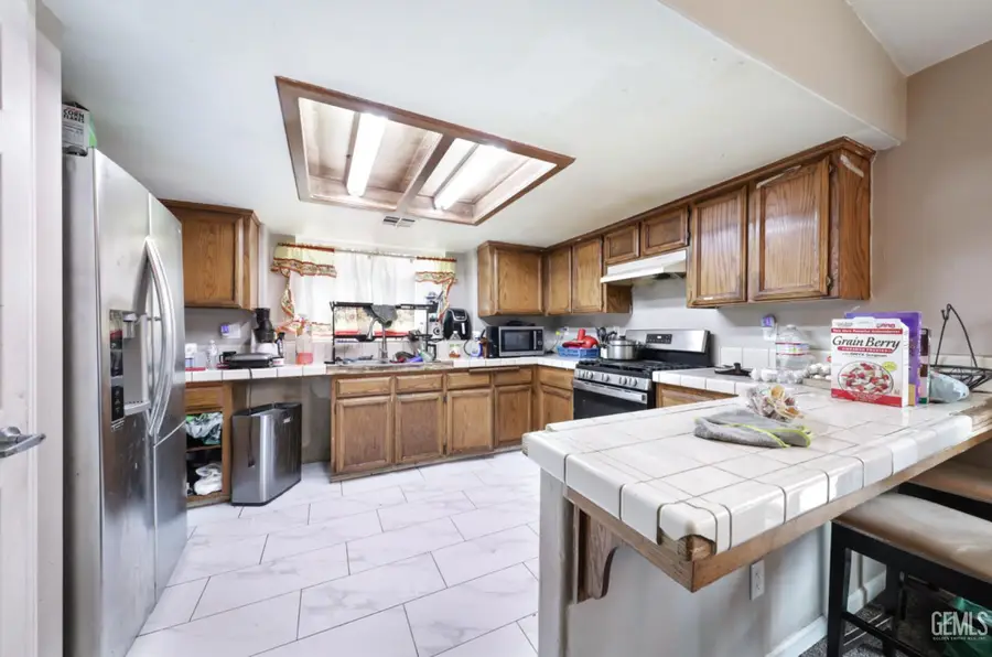 201 GONZALES STREET, Arvin, CA 93203 - Image #3