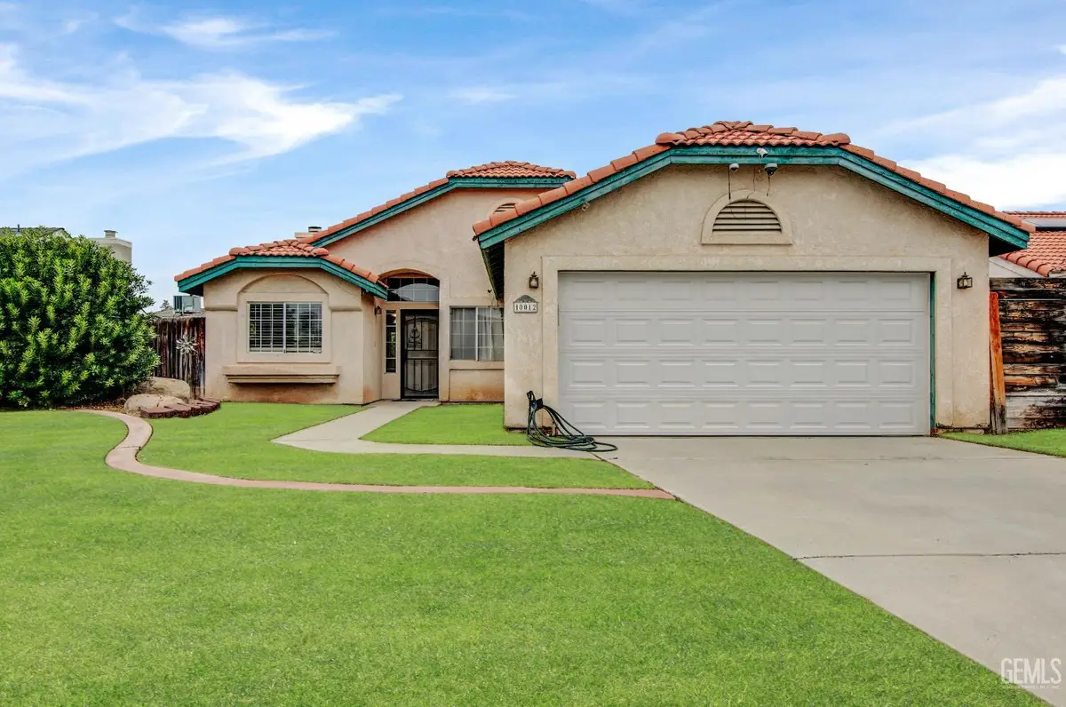 10012 VANESSA AVENUE, Bakersfield, CA 93312 - Image #1