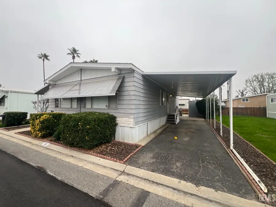 4401 HUGHES LANE #106, Bakersfield, CA 93304 - Image #2