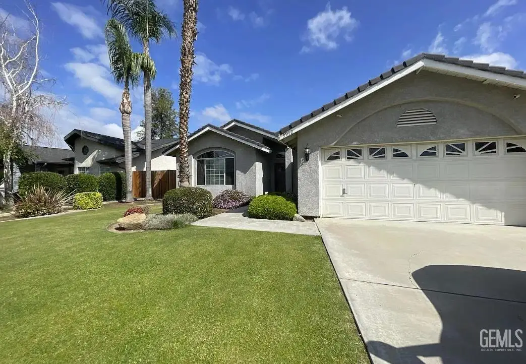 9912 VANESSA AVENUE, Bakersfield, CA 93312 - #1