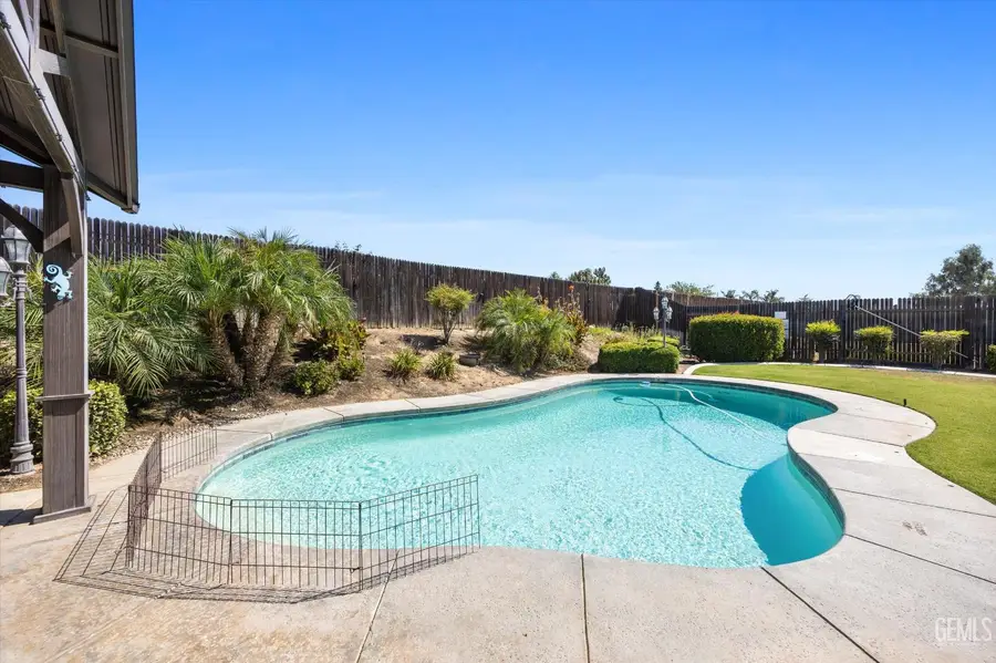 5900 LATINA DRIVE, Bakersfield, CA 93308 - Image #3