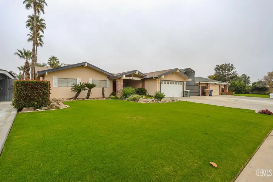 2416 BLADEN STREET, Bakersfield, CA 93309 - Image #2