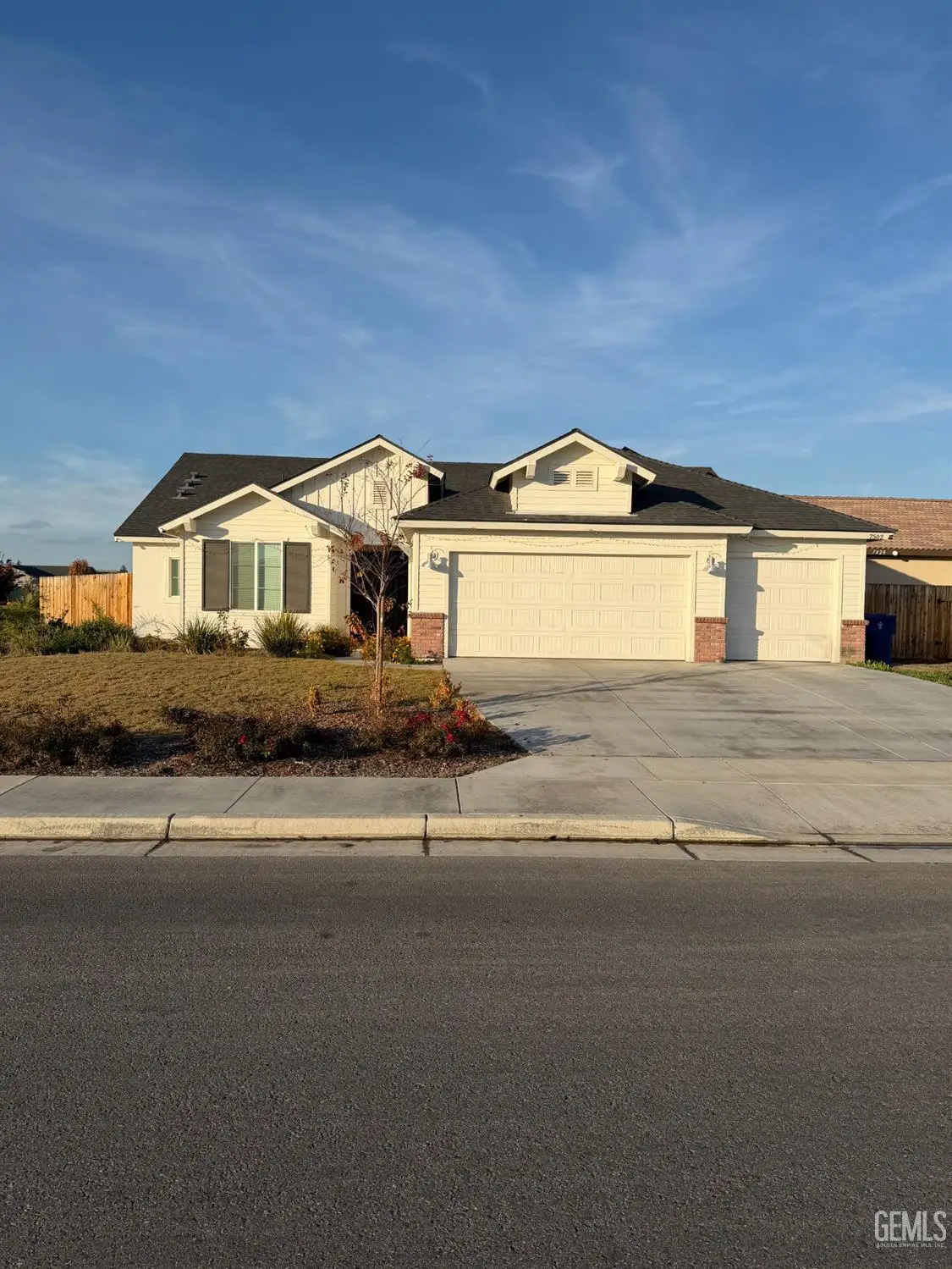 7502 EMERALD GREEN AVENUE, Bakersfield, CA 93313 - #1