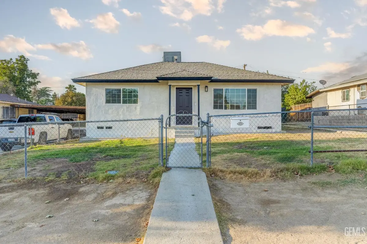 1218 WATER STREET, Bakersfield, CA 93305 - Image #1