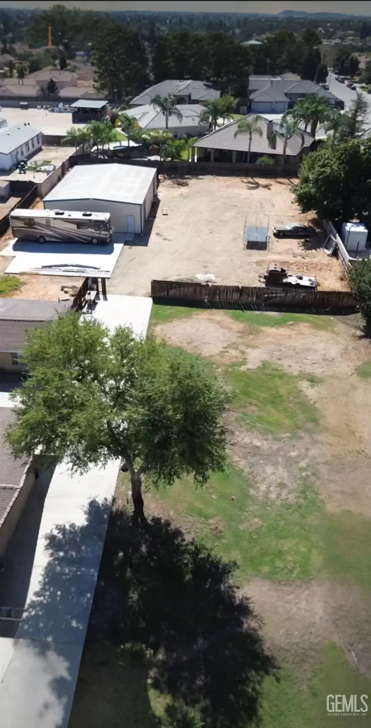 10931 SHELLABARGER ROAD, Bakersfield, CA 93312 - Image #3