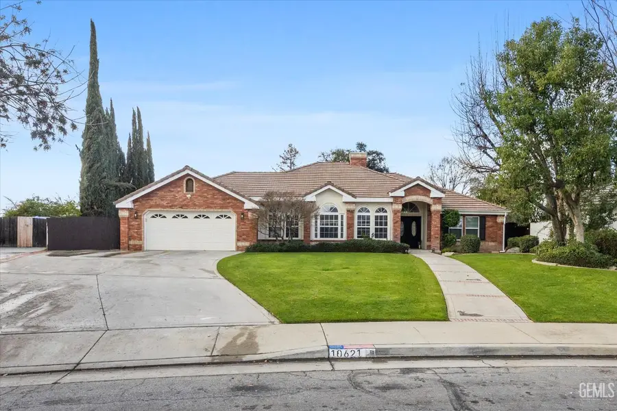 10621 GOLD CUP LANE, Bakersfield, CA 93312 - Image #3