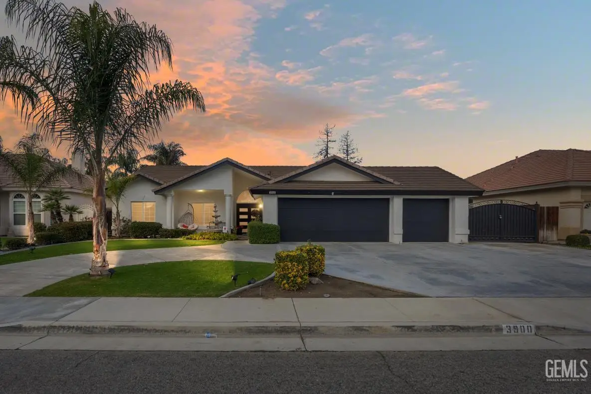 3900 WATERFALL CANYON DRIVE, Bakersfield, CA 93313 - Image #1