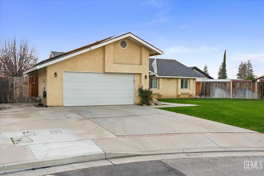 4005 IVYWOOD COURT, Bakersfield, CA 93309 - #2