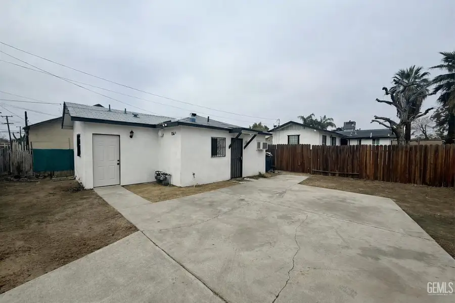 1311 E 18TH STREET, Bakersfield, CA 93305 - Image #3