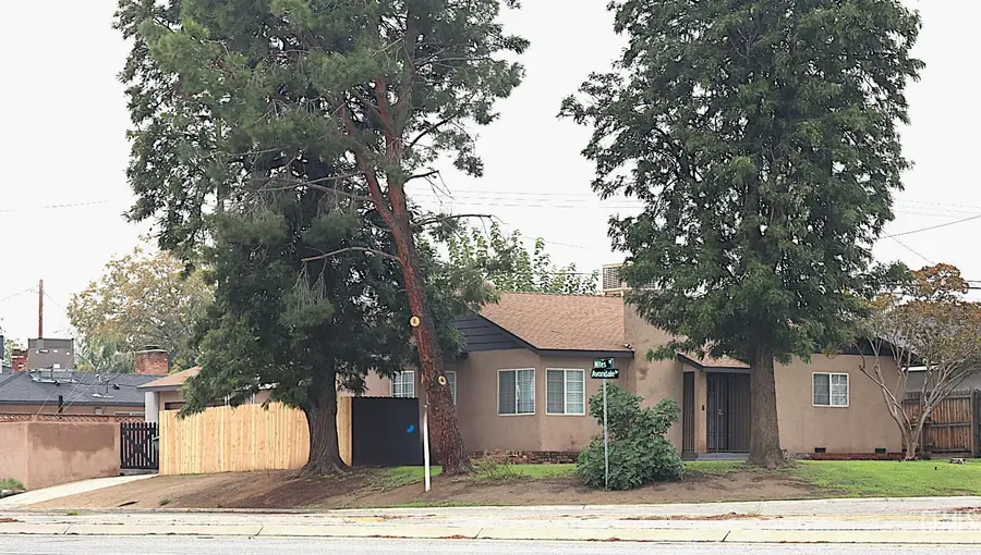 2000 AVONDALE DRIVE, Bakersfield, CA 93306 - Image #2