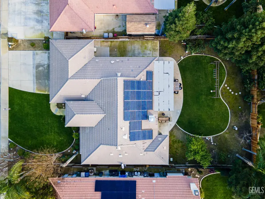 10103 WENTWORTH COURT, Bakersfield, CA 93311 - #2