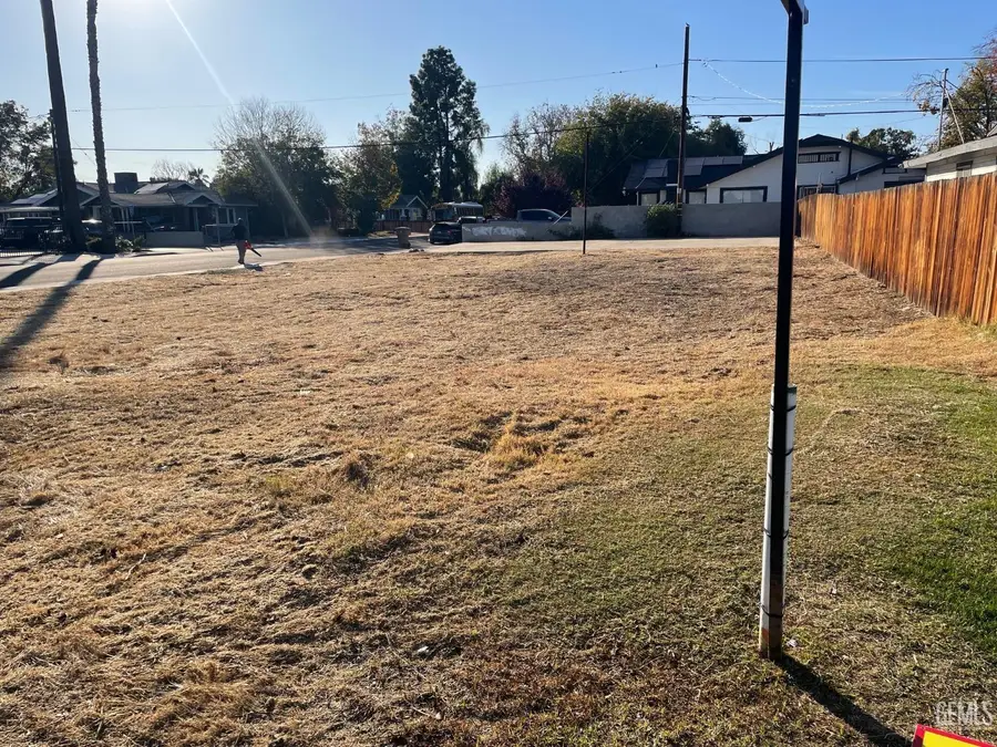 151 H STREET, Bakersfield, CA 93304 - Image #3