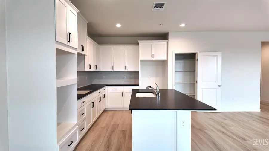 10905 TATUK WAY, Bakersfield, CA 93311 - #3