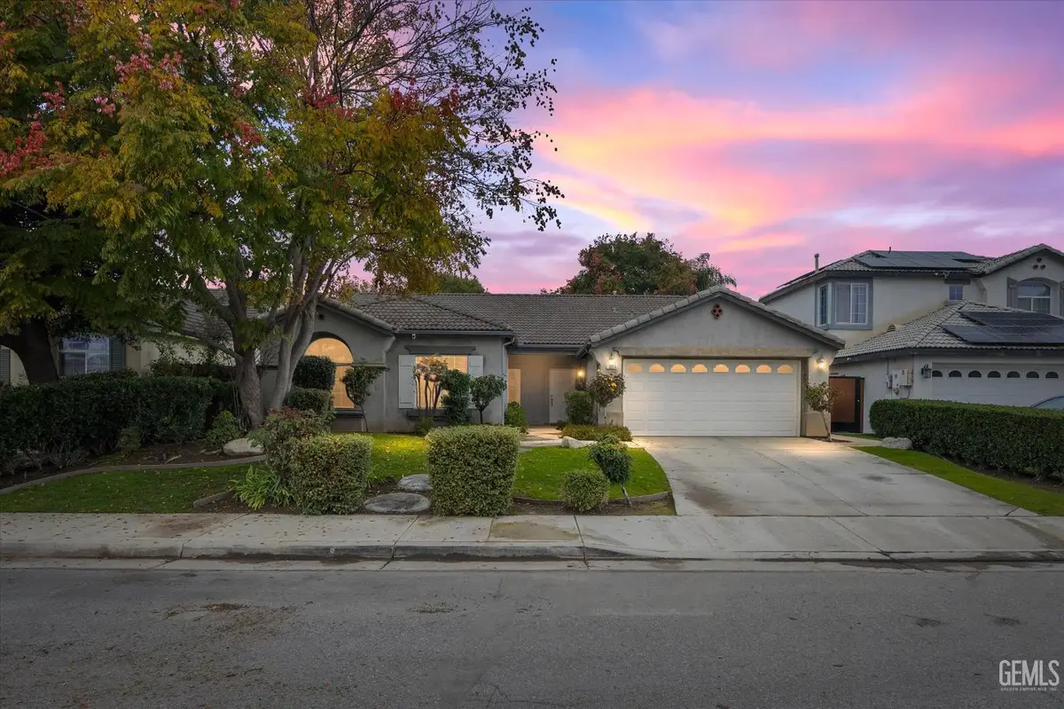 12716 WOODSON BRIDGE DRIVE, Bakersfield, CA 93311 - Image #1