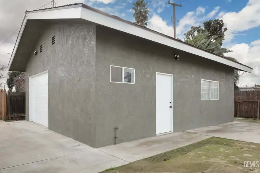 6029 LORI WAY, Bakersfield, CA 93308 - Image #3