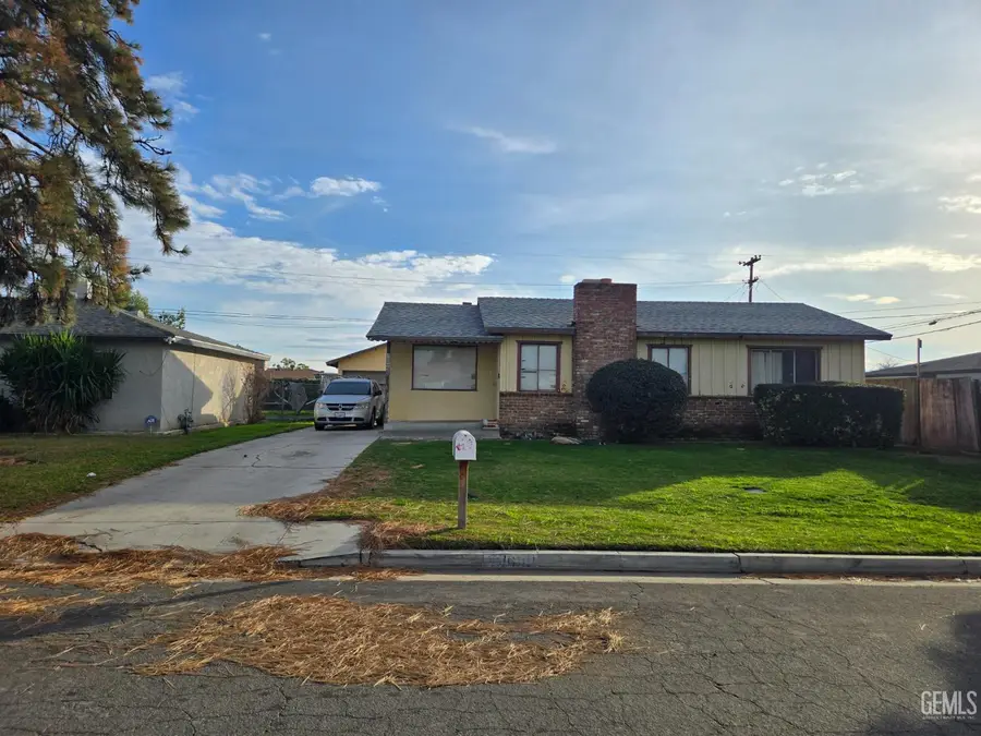 3609 GRANADA AVENUE, Bakersfield, CA 93309 - Image #2