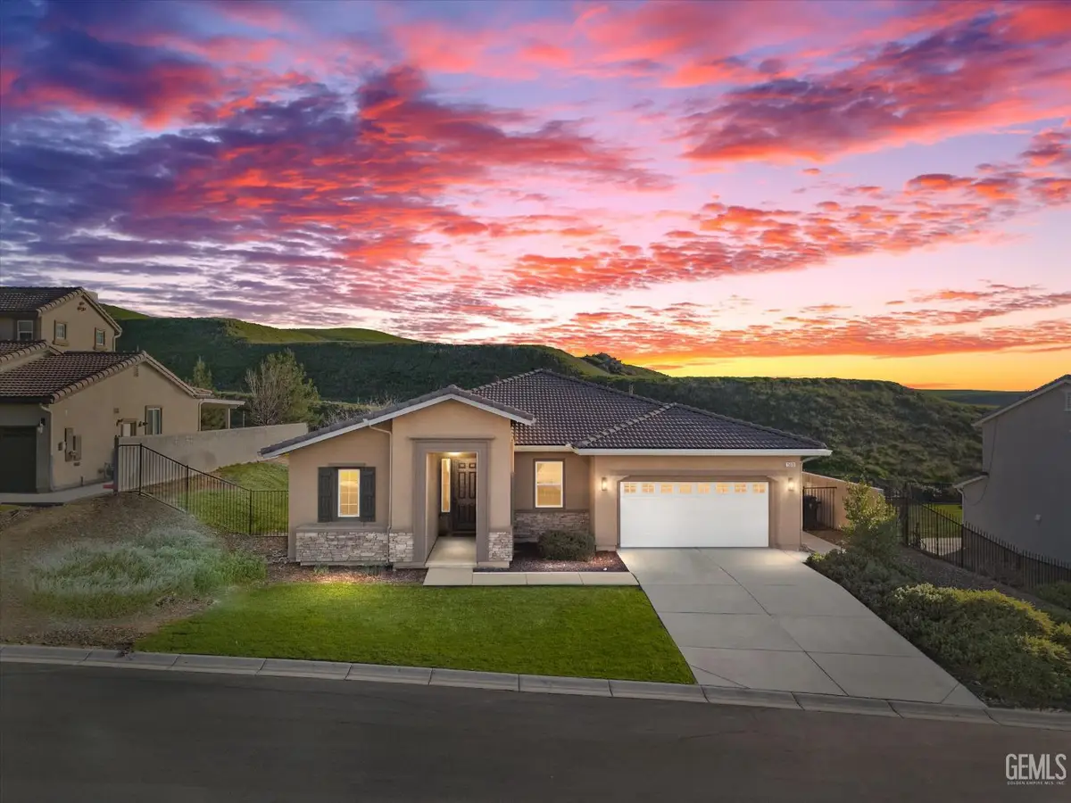 15603 VIA BASSANO DRIVE, Bakersfield, CA 93306 - Image #1