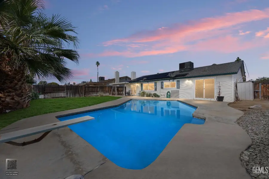 5005 SURREY LANE, Bakersfield, CA 93309 - Image #2