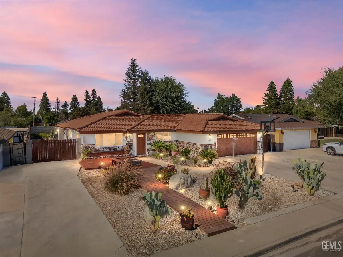 6008 CARTER AVENUE, Bakersfield, CA 93308 - Image #1