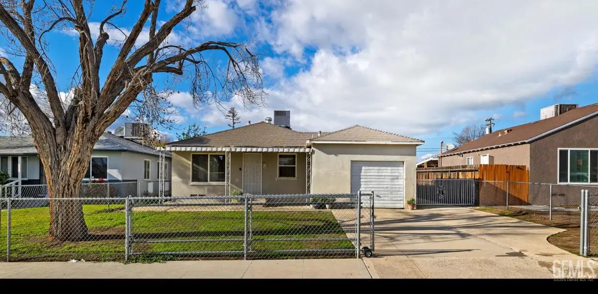 1917 MARGO LANE, Bakersfield, CA 93308 - Image #1