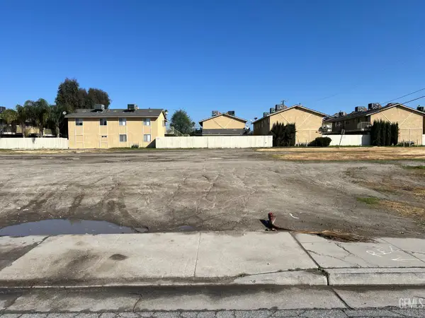 2702 LOS CARNEROS PLACE, Bakersfield, CA 93304
