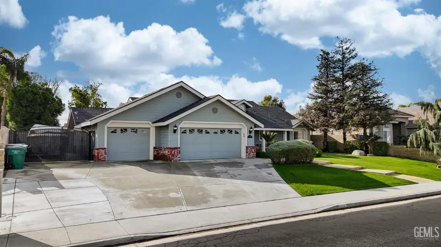 14601 HARVEST CREST AVENUE, Bakersfield, CA 93314 - Image #2