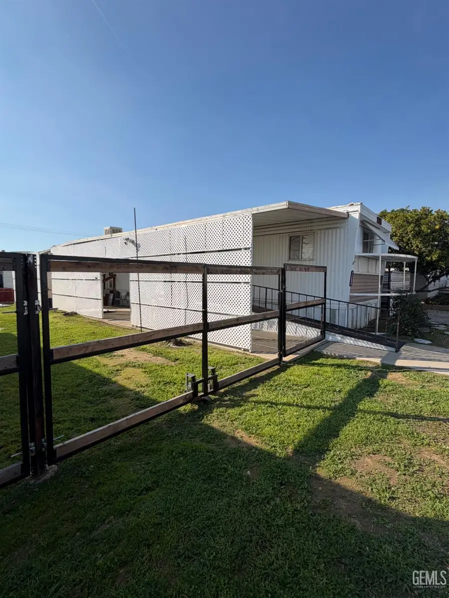 41 DIVOT LANE, Bakersfield, CA 93308 - Image #3