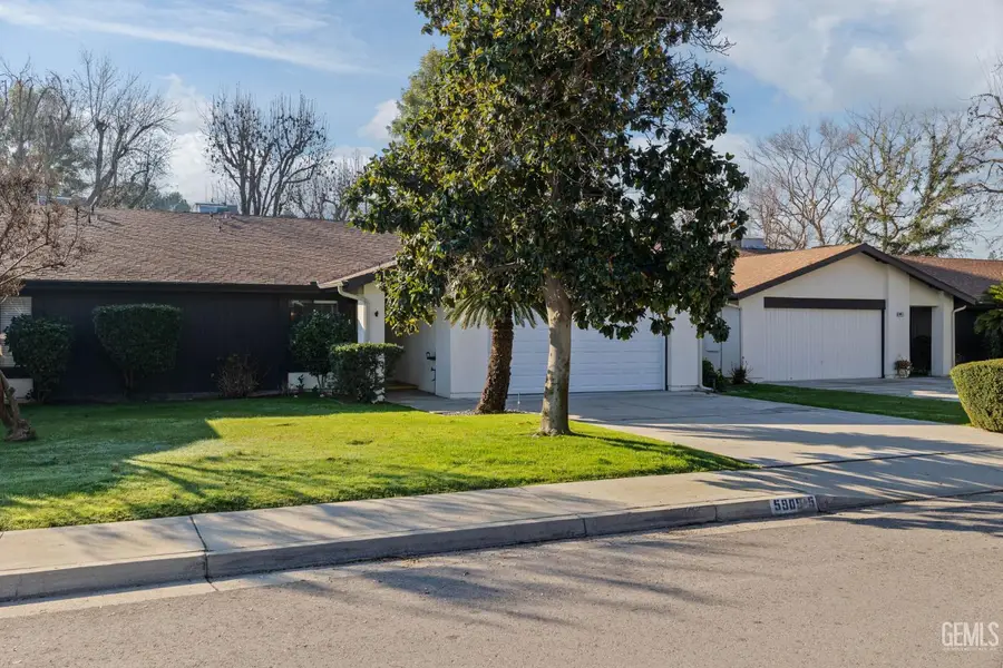 5909 SUNNY PALMS AVENUE #5, Bakersfield, CA 93309 - Image #2