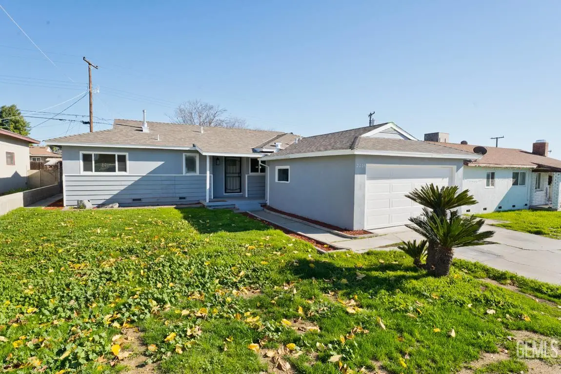 2205 FAIRFAX ROAD, Bakersfield, CA 93306 - Image #1