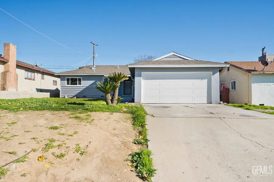2205 FAIRFAX ROAD, Bakersfield, CA 93306 - Image #2