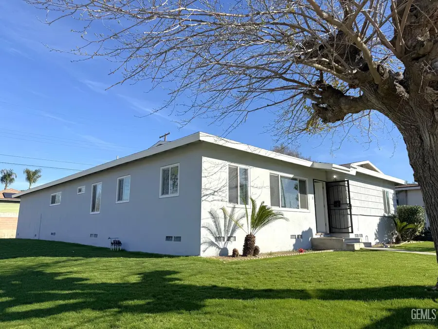 3117 HALEY STREET, Bakersfield, CA 93305 - #2