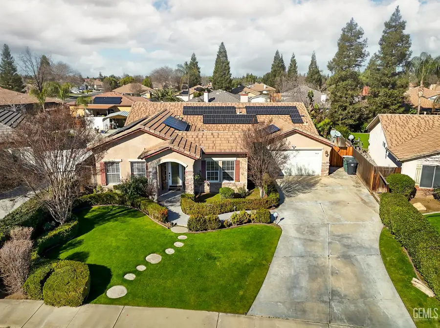 9910 VALERIO COURT, Bakersfield, CA 93312 - Image #3