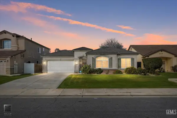 5023 VILLA BELLA LANE, Bakersfield, CA 93311