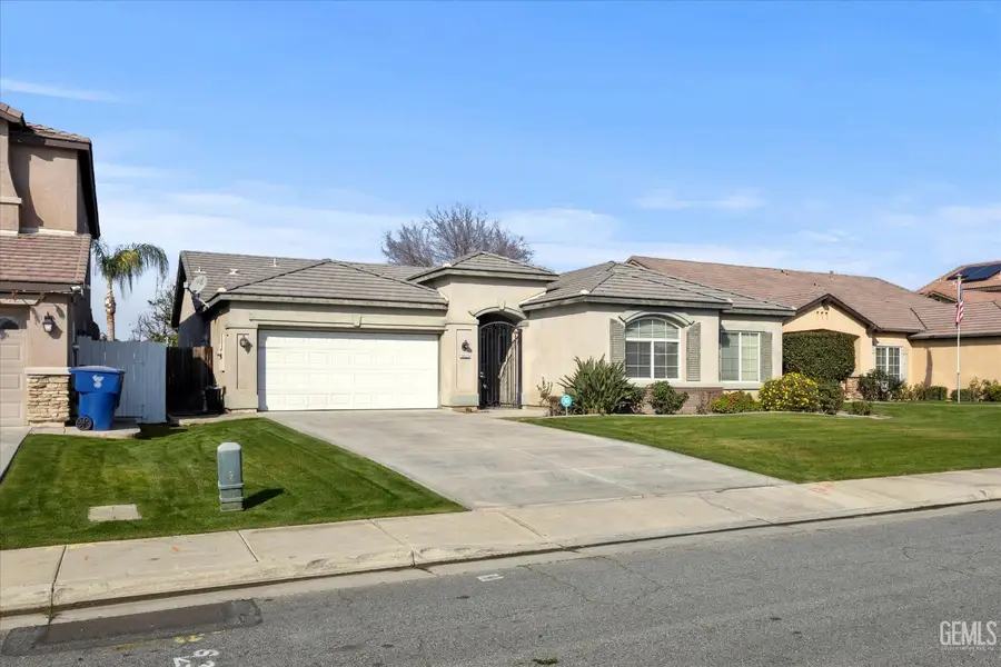5023 VILLA BELLA LANE, Bakersfield, CA 93311 - Image #3