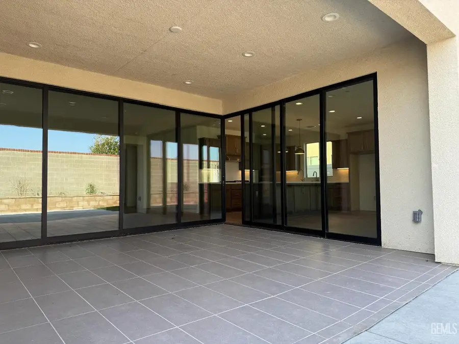 2416 PENLEY COURT, Bakersfield, CA 93311 - Image #2