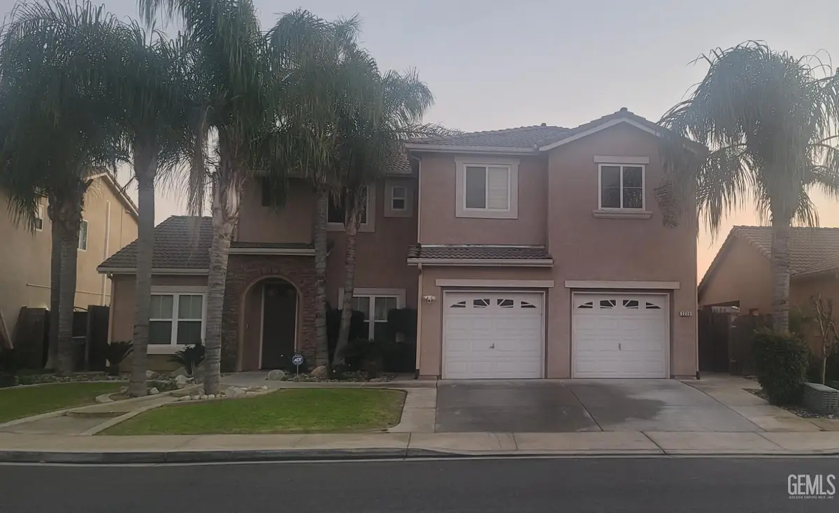 2226 VIA TUSCANIA AVENUE, Delano, CA 93215 - Image #1
